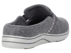SKECHERS Performance Arch Fit Lounge - Flourish -Steve Madden Sales 71hadrHTEML